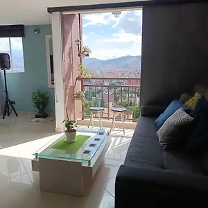 Apartamento Con Vistas A La Ciudad, Medellín